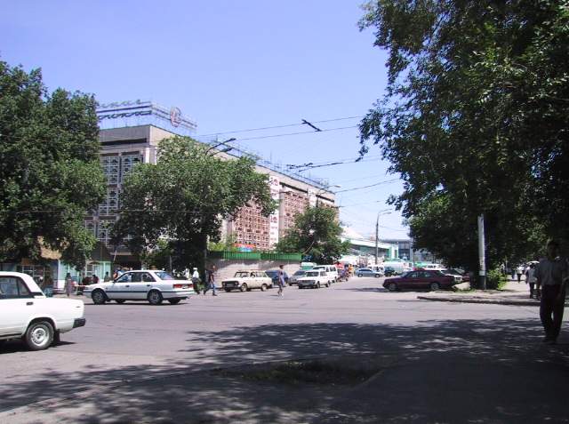 Токийский квартал - "Зеленый  базар" Алматы