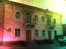 Уютный домик по ул.Виноградова (ныне улица К,арасай Батыра)