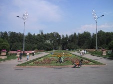 Знаменитая цветочная поляна в парке